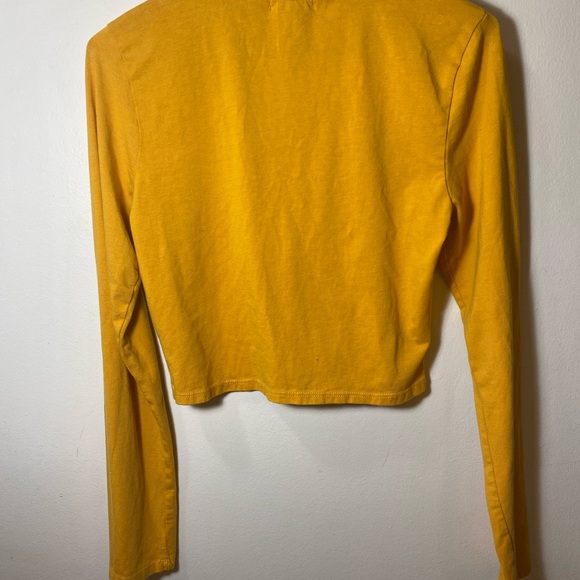 Yellow long sleeve crop top - Picture 3 of 3